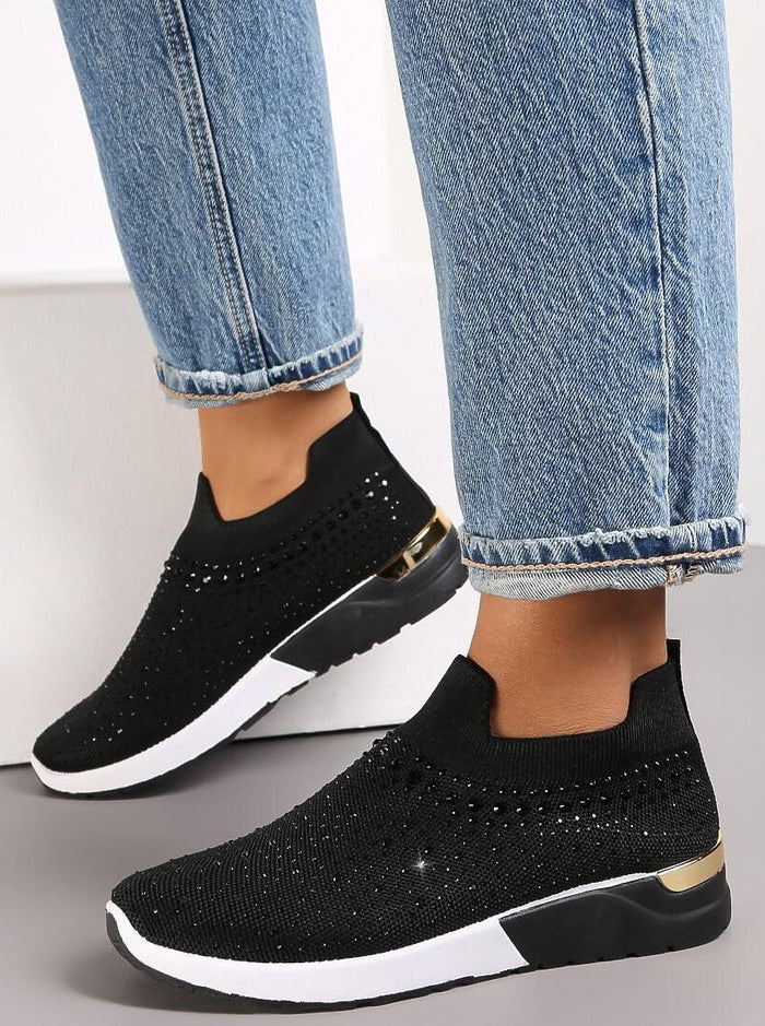 Black Diamante Detail Comfortable Slip On Pumps With Gold Bar