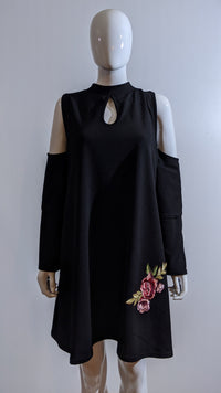 Black Shoulder Cut Flower Design Top