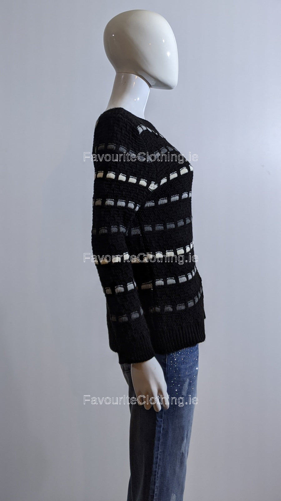 Black Pattern Detail Knit Jumper